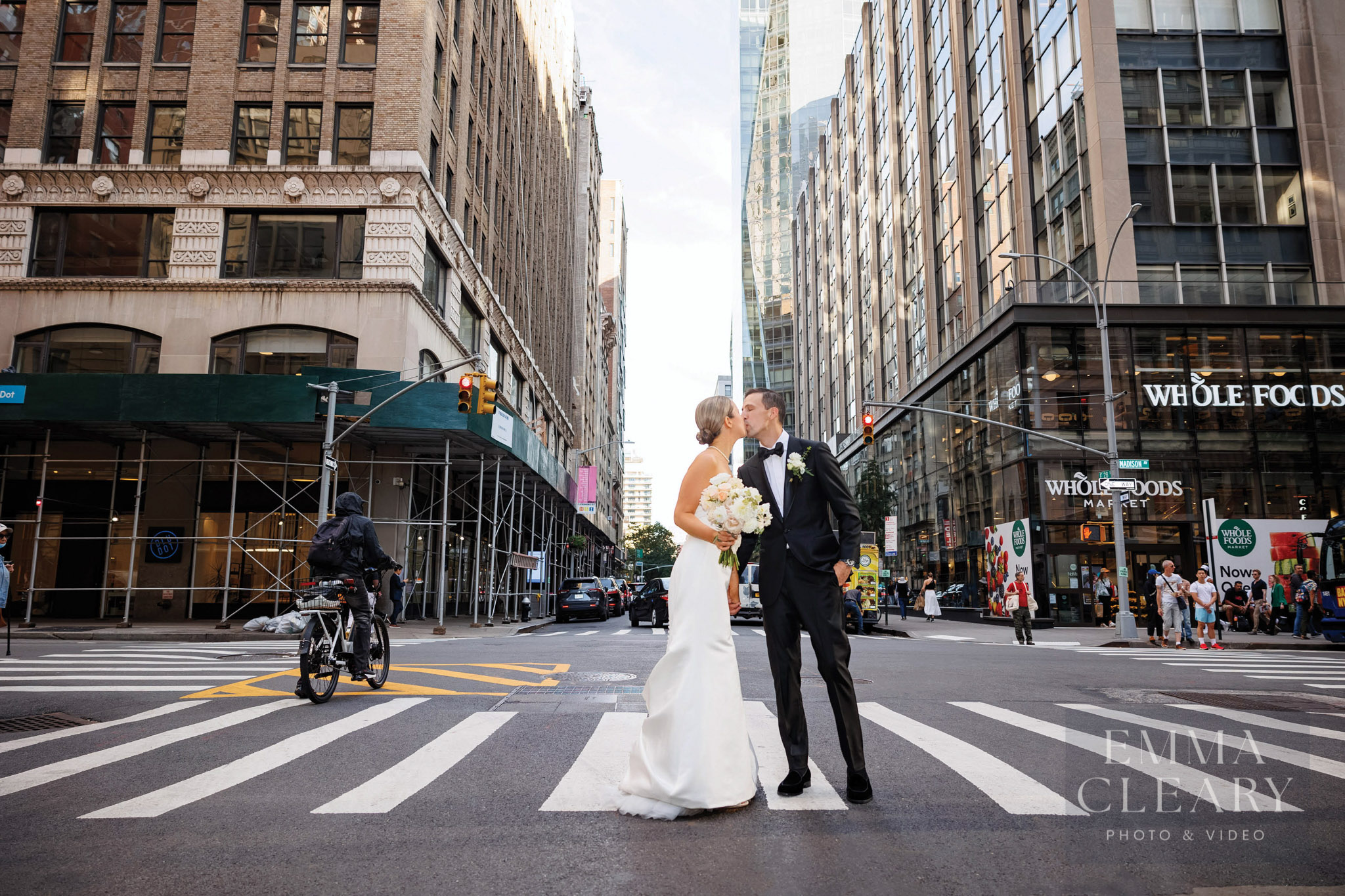 New York street wedding photo
