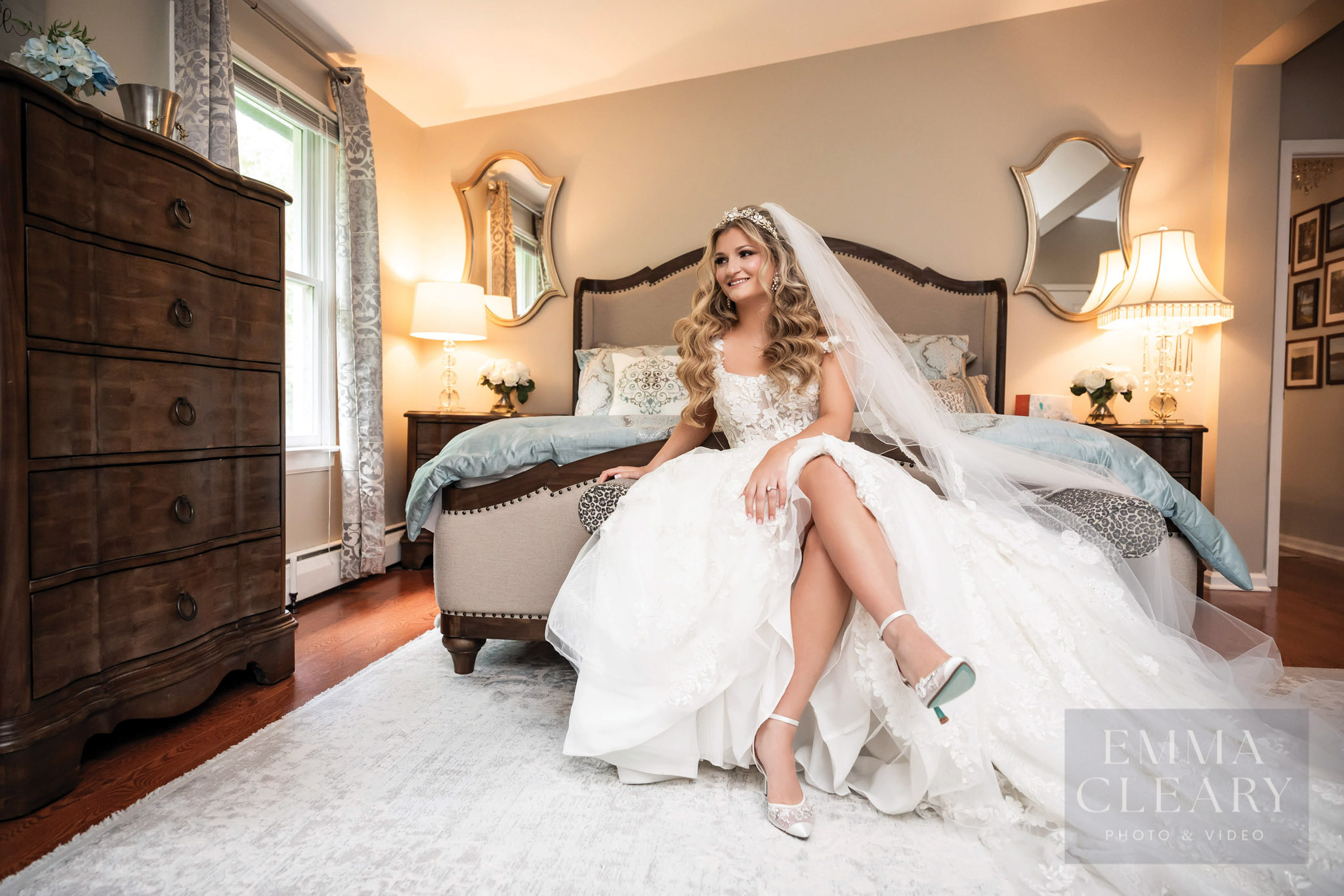 Beautiful indoor photo of the bride