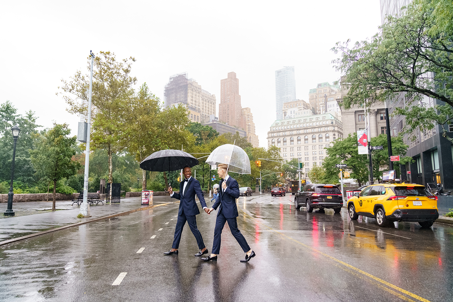 rainy NYC wedding photo