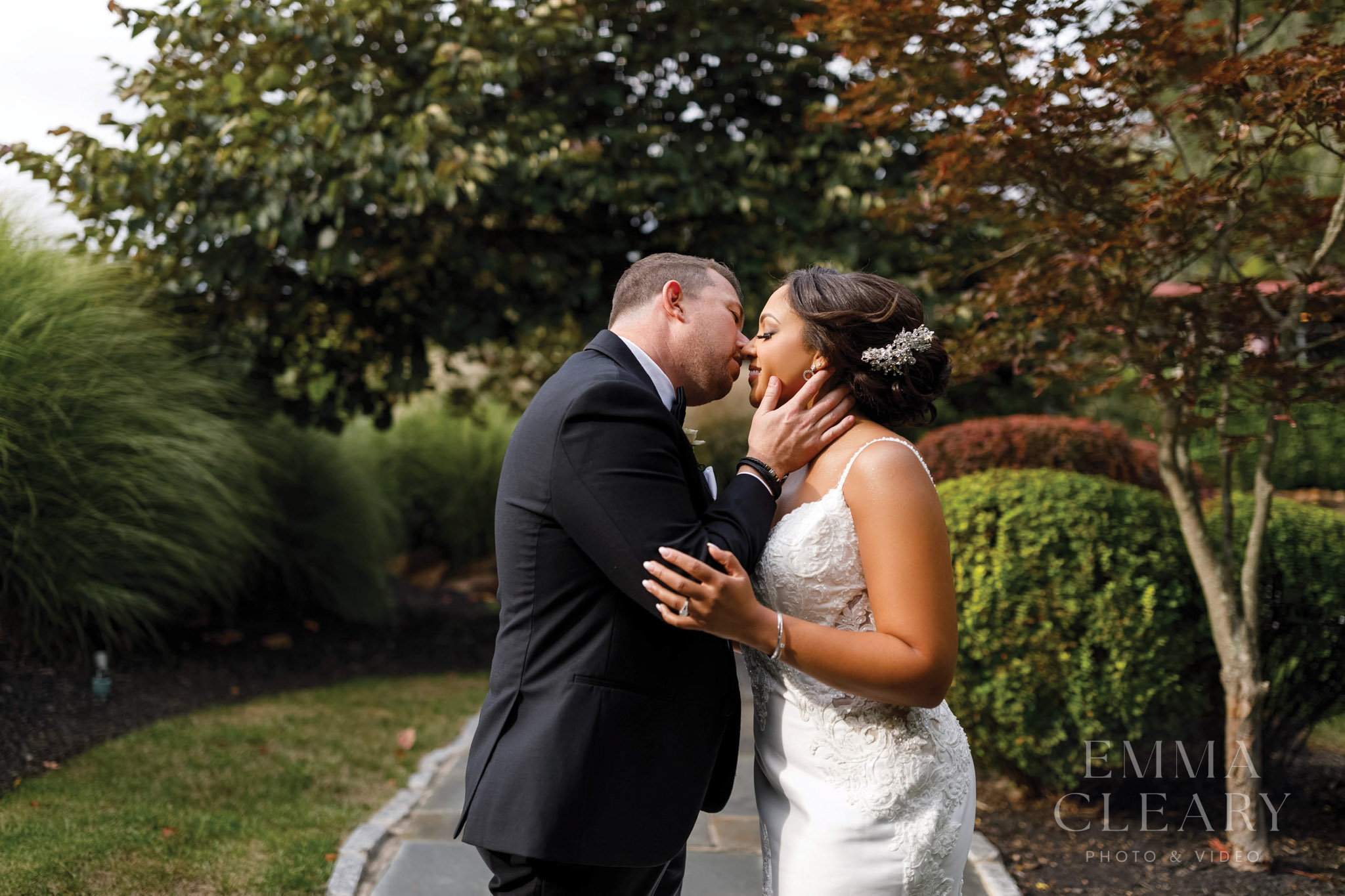Wedding kiss
