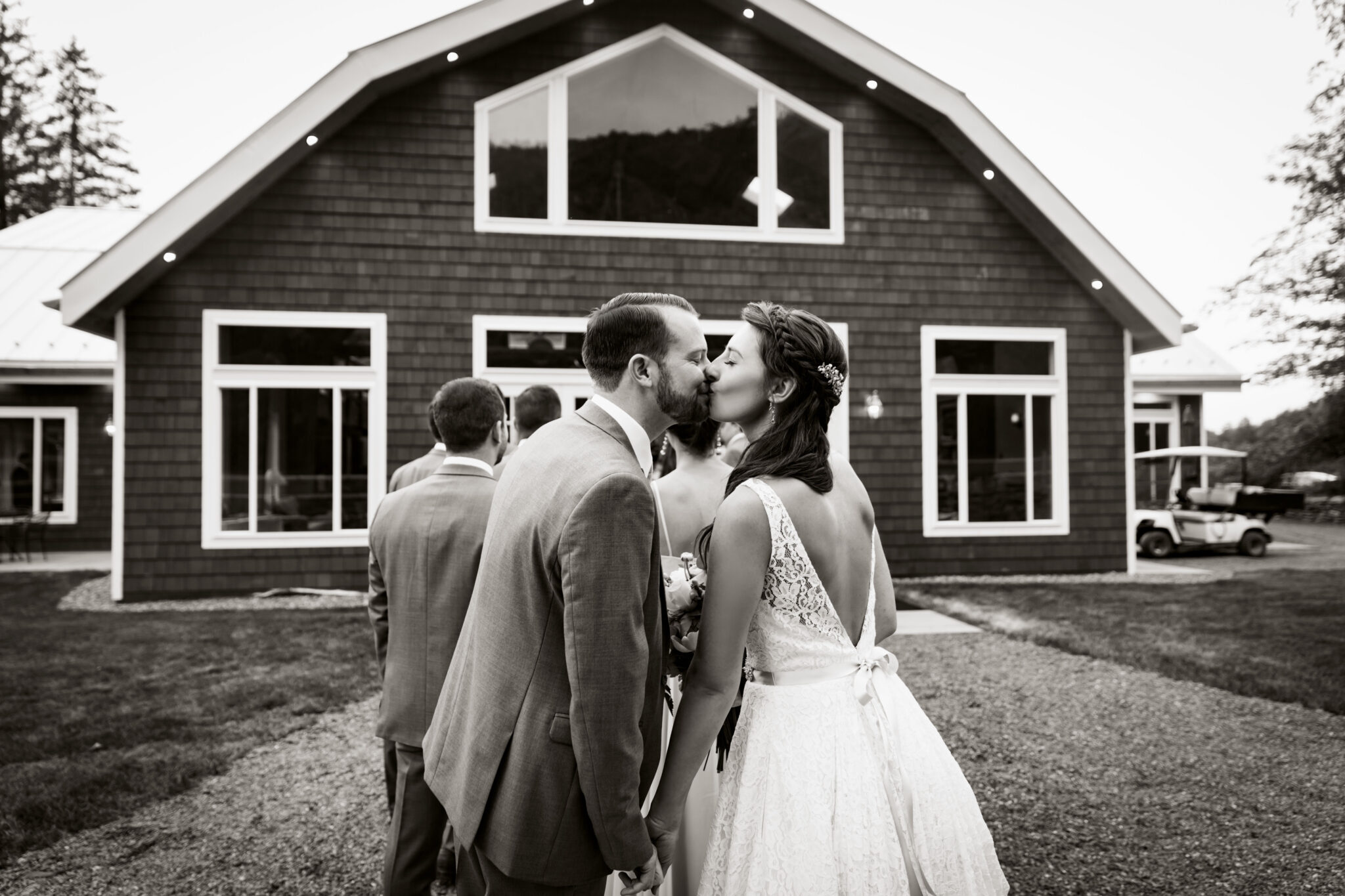 Full Moon Resort Wedding
