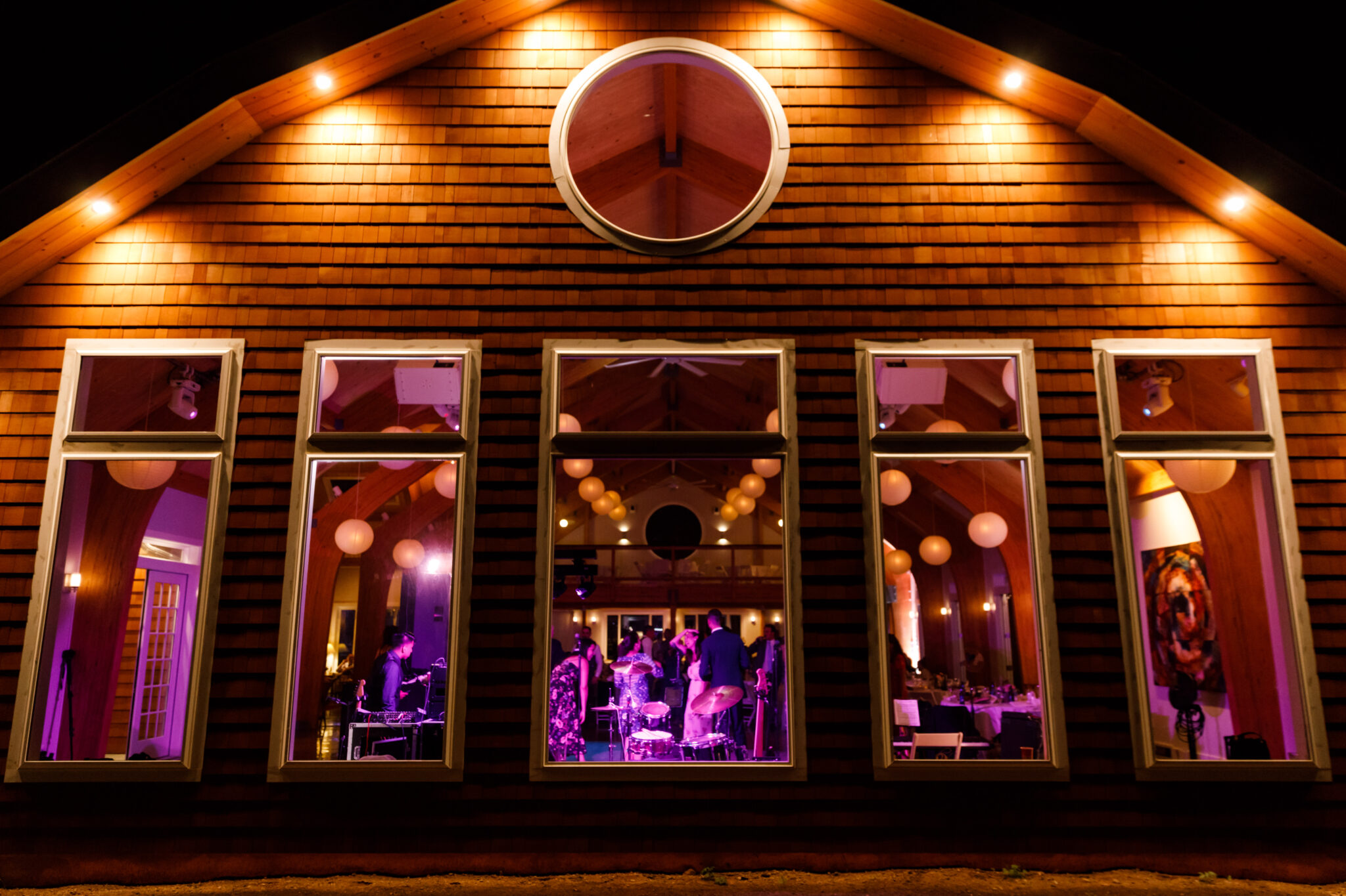 Full Moon Resort Wedding