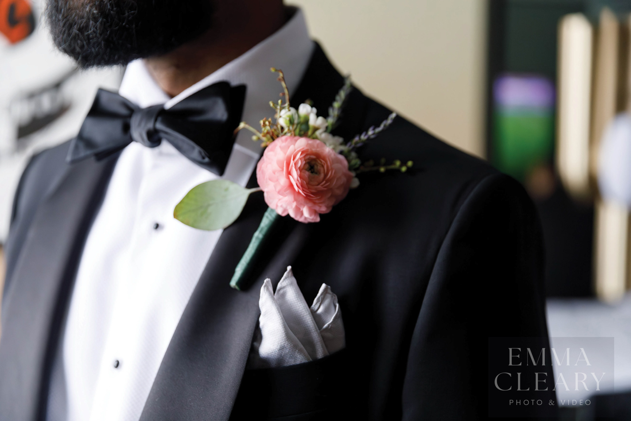 The groom's boutonniere