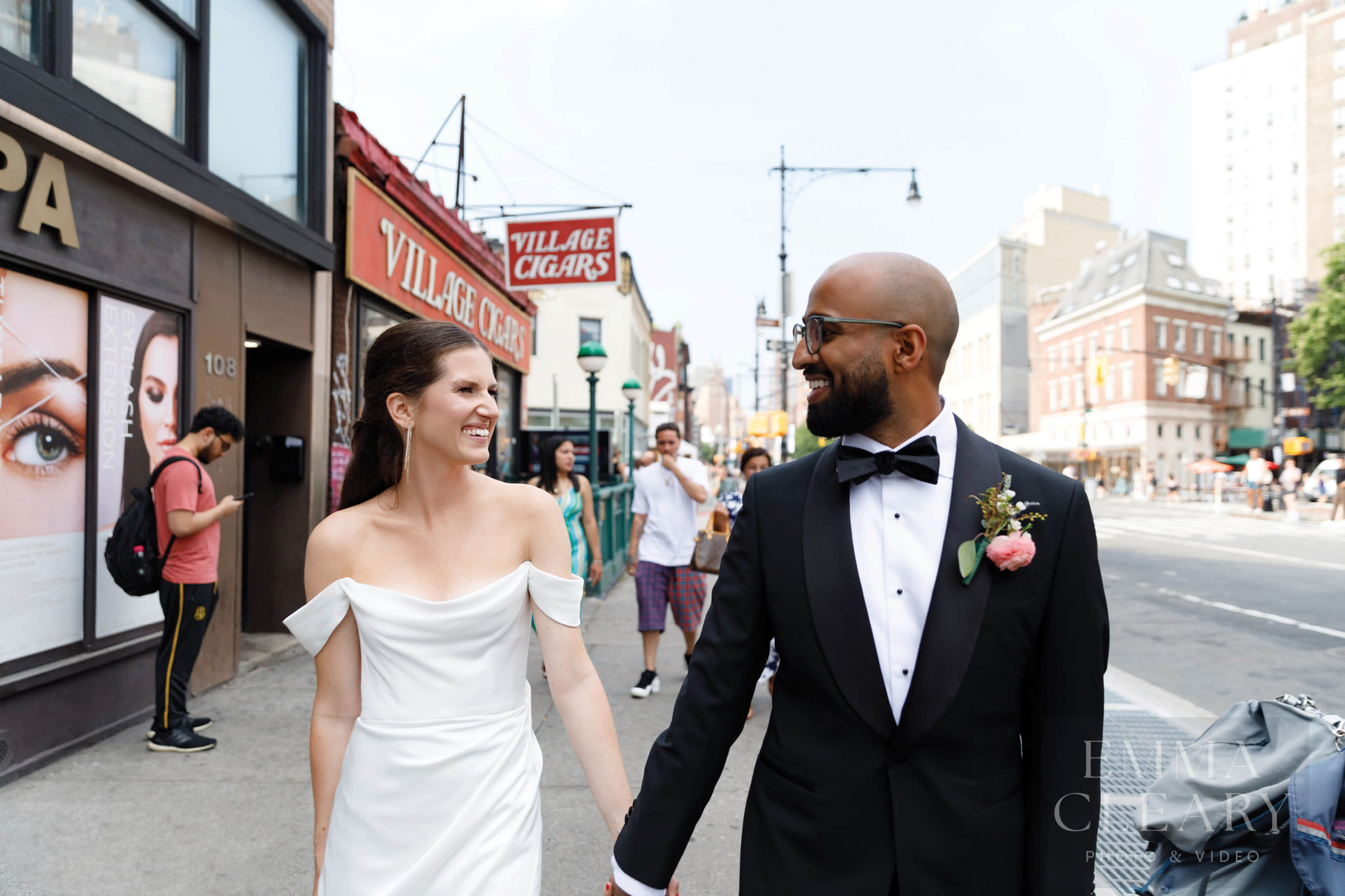 Portrait of a couple on the streets of the city