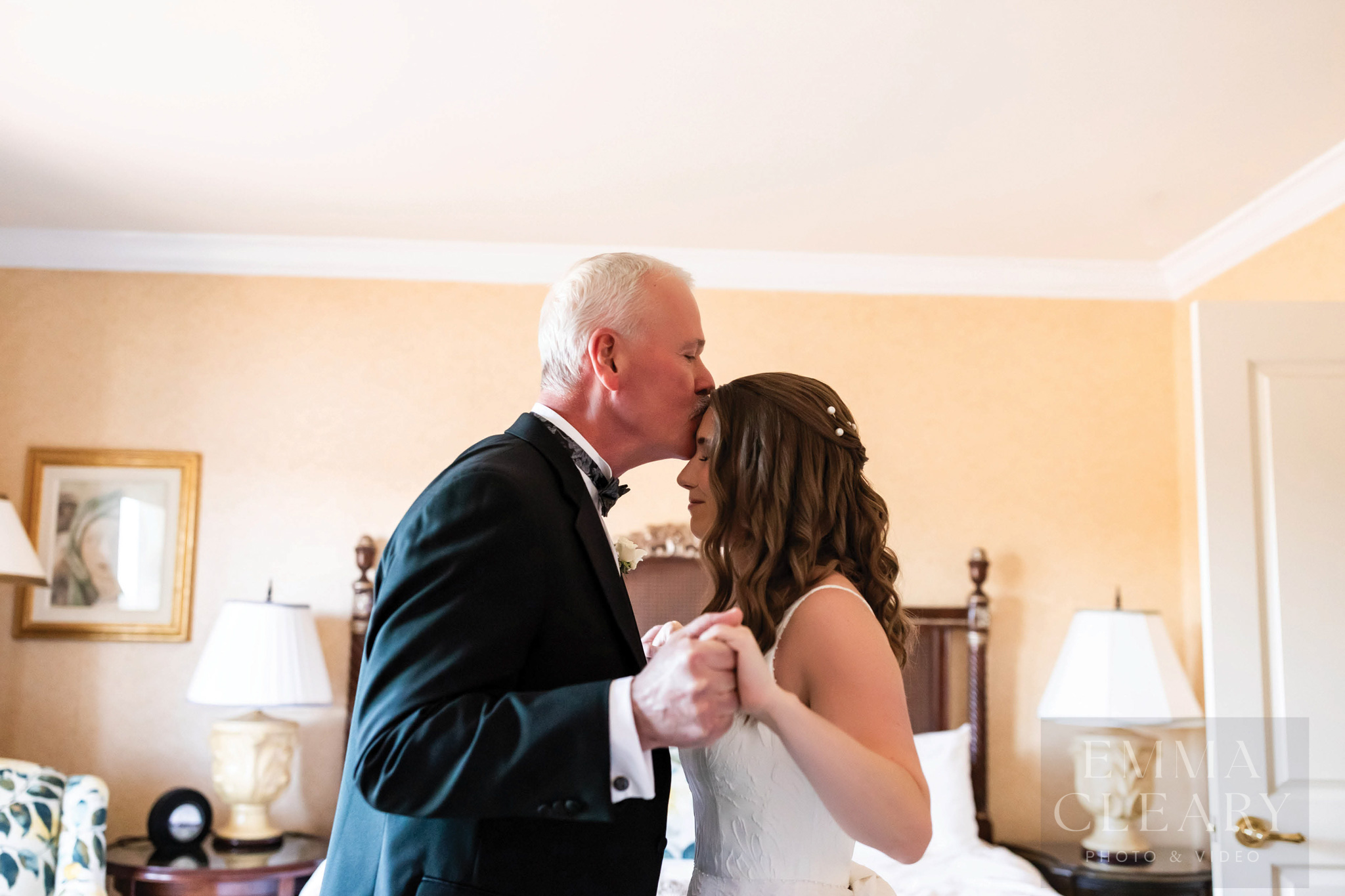 Photos of the bride and father