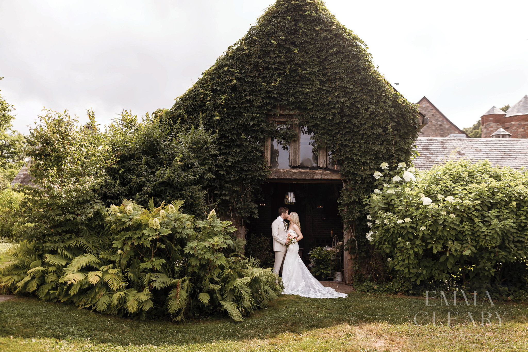 Wedding kiss