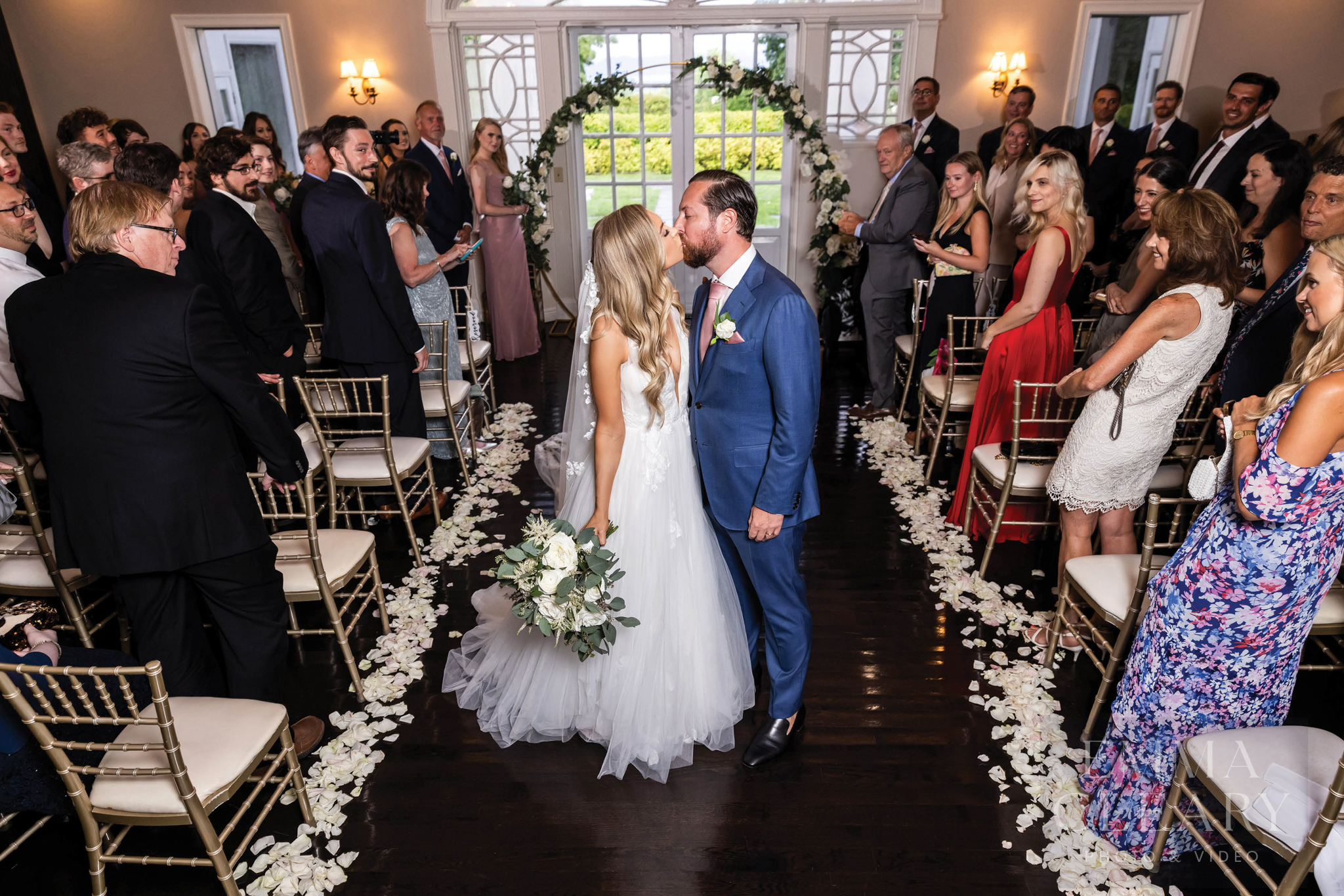 Wedding kiss