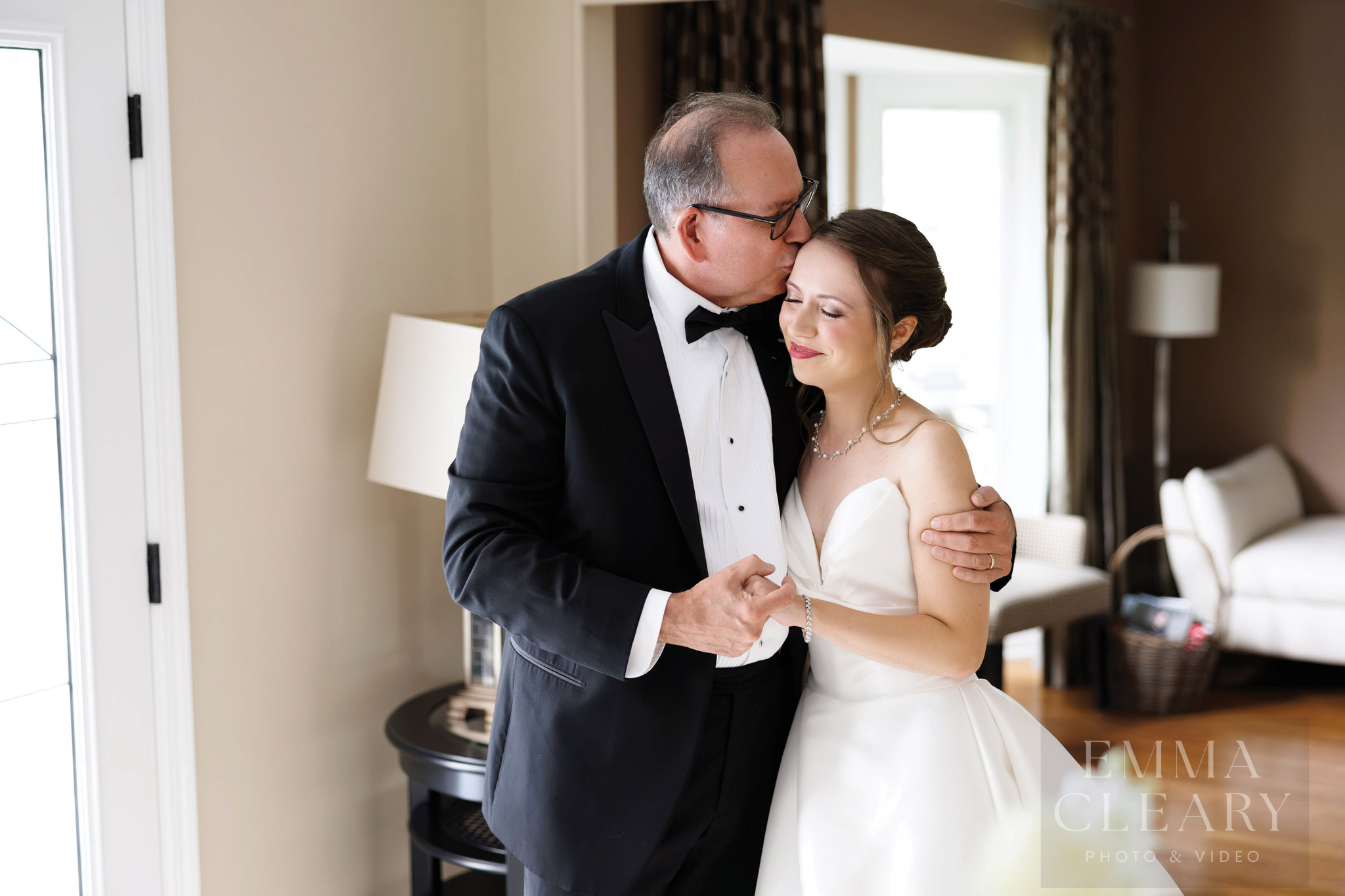 The bride and the father