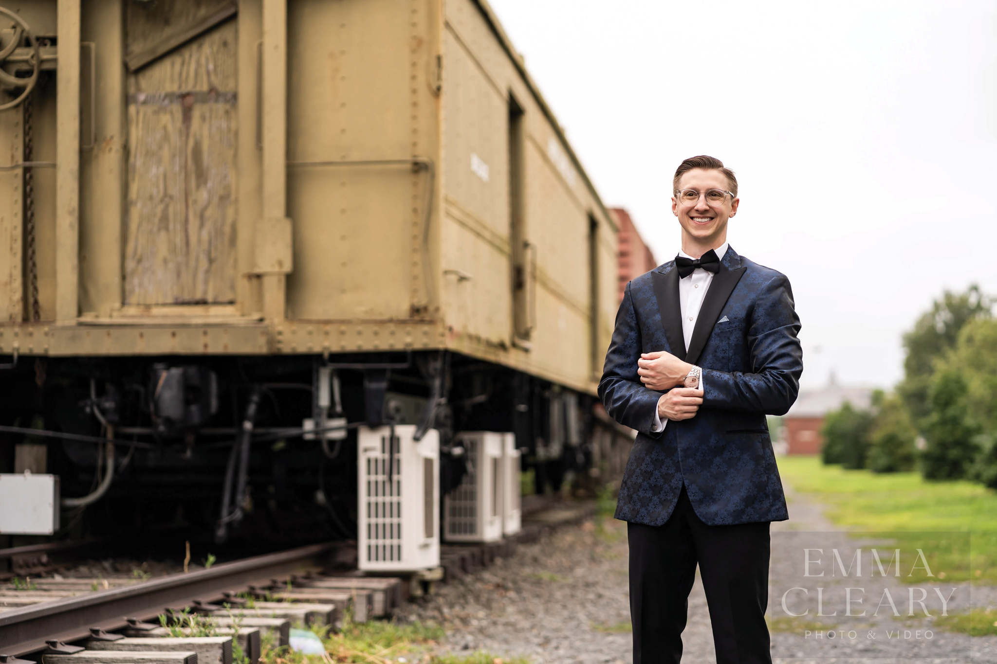 Groom's wedding morning portrait