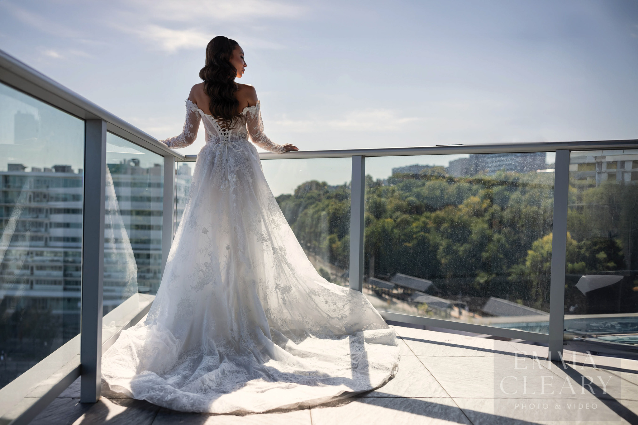 Portrait of the bride outdoors