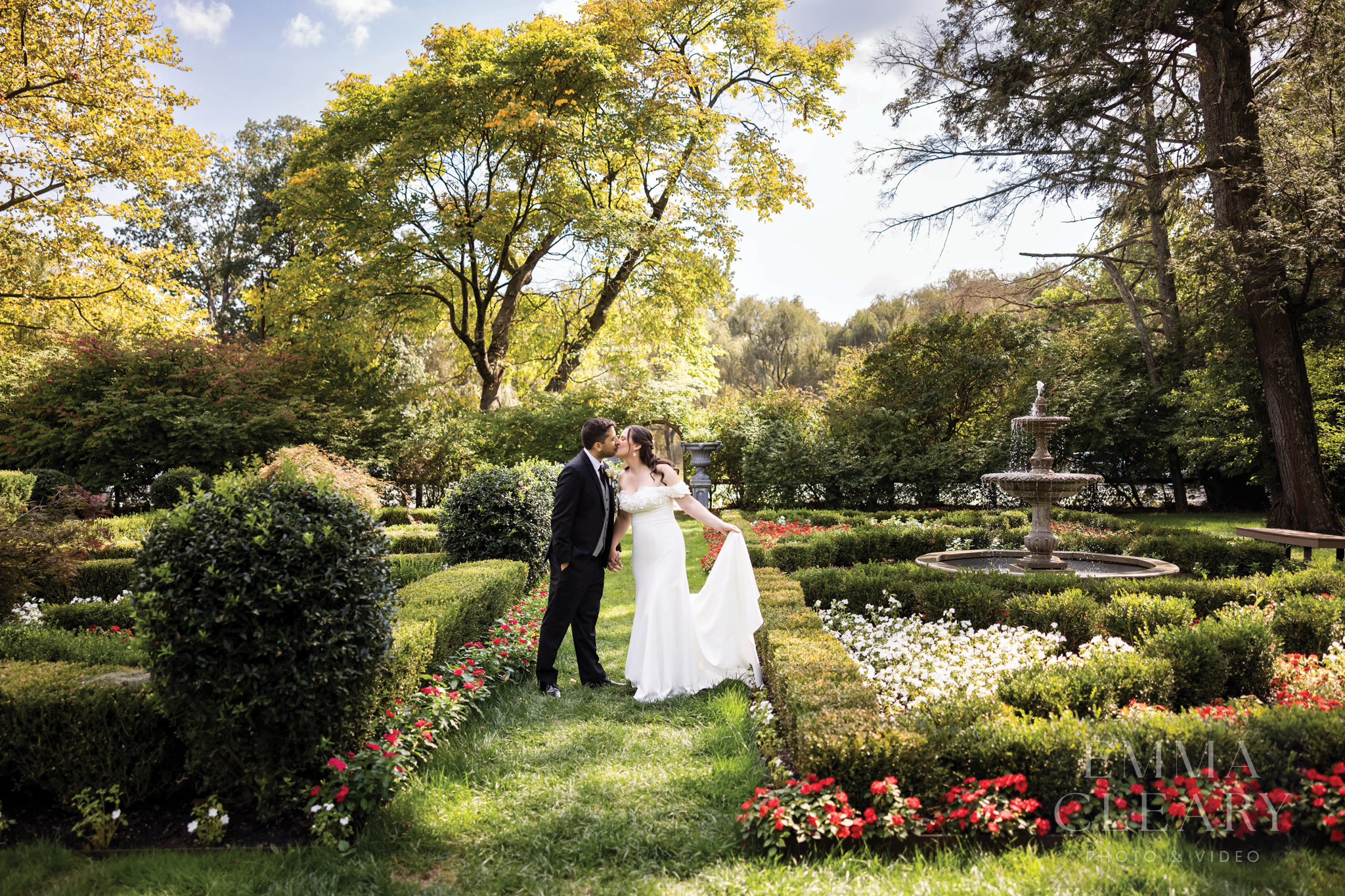 Wedding kiss