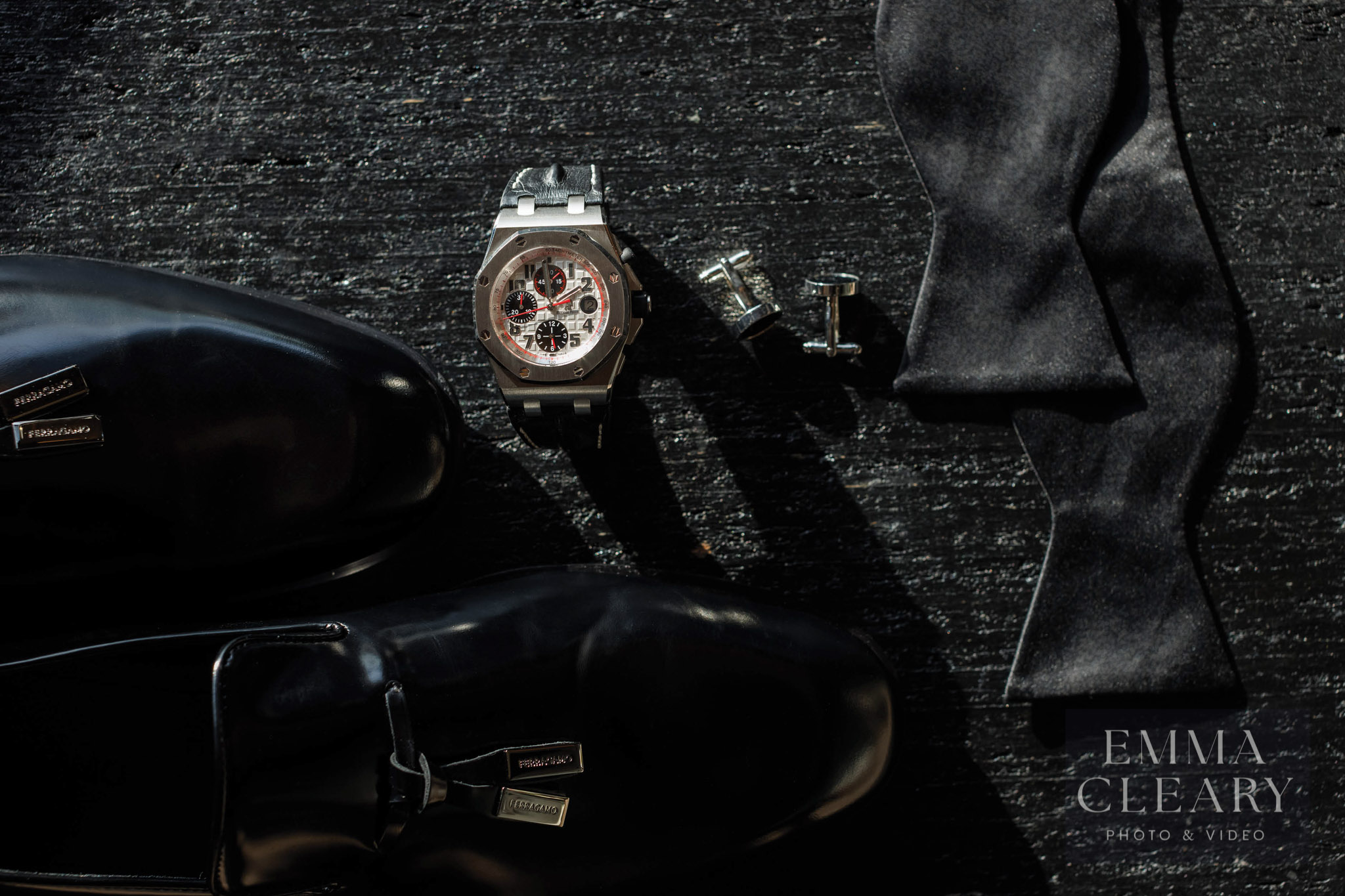 Groom's watches, tie and shoes