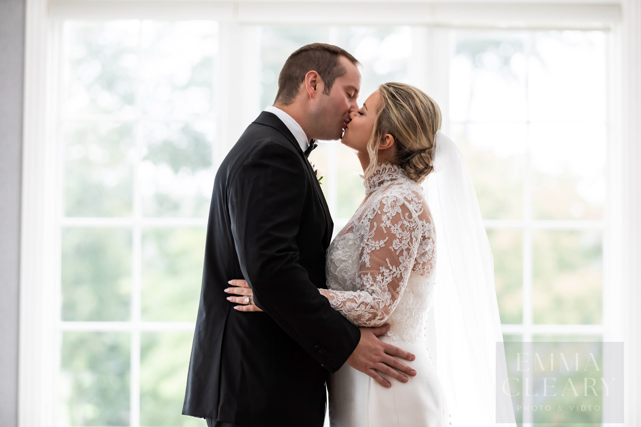 Wedding kiss