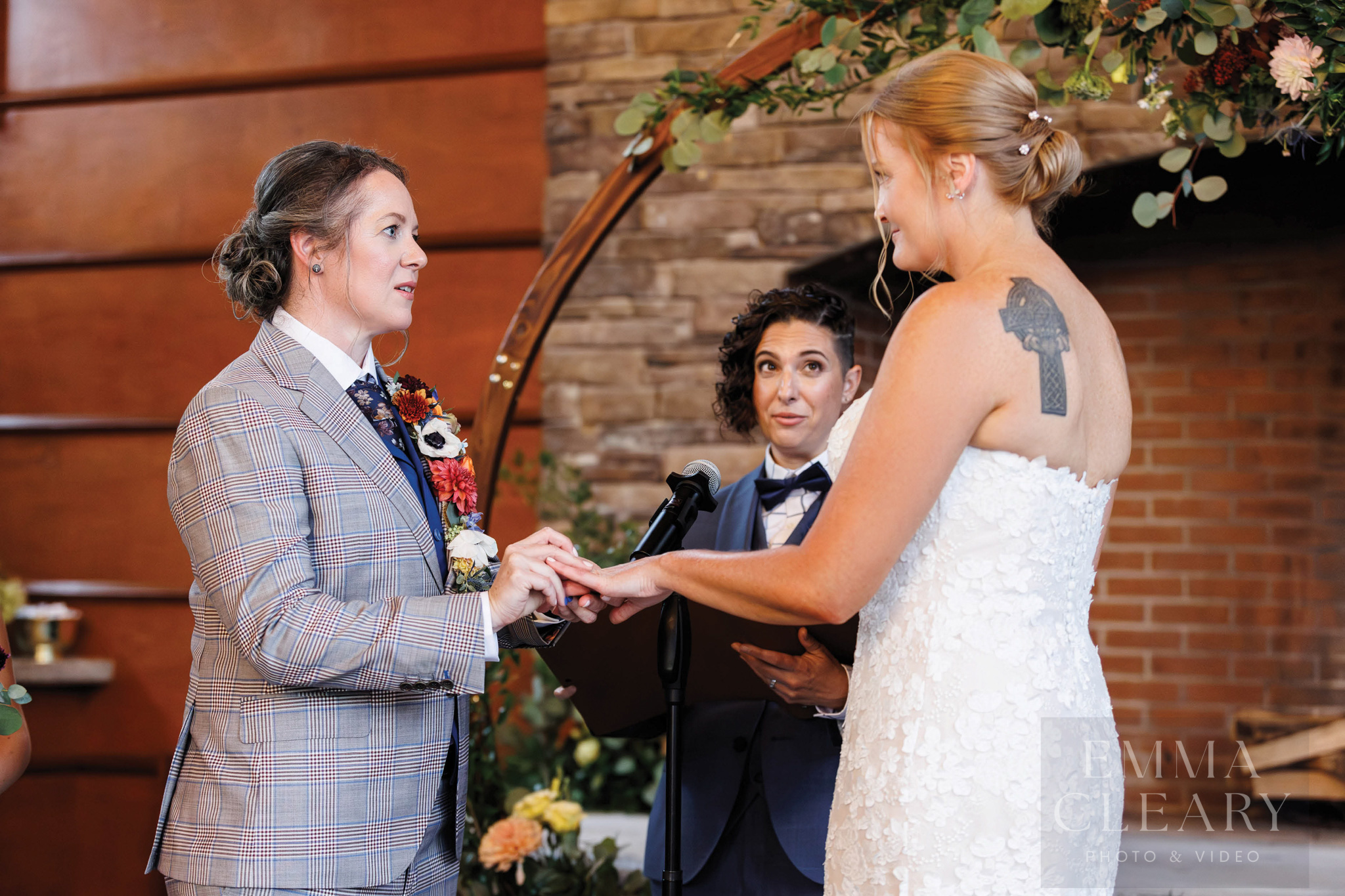 A couple exchanges rings