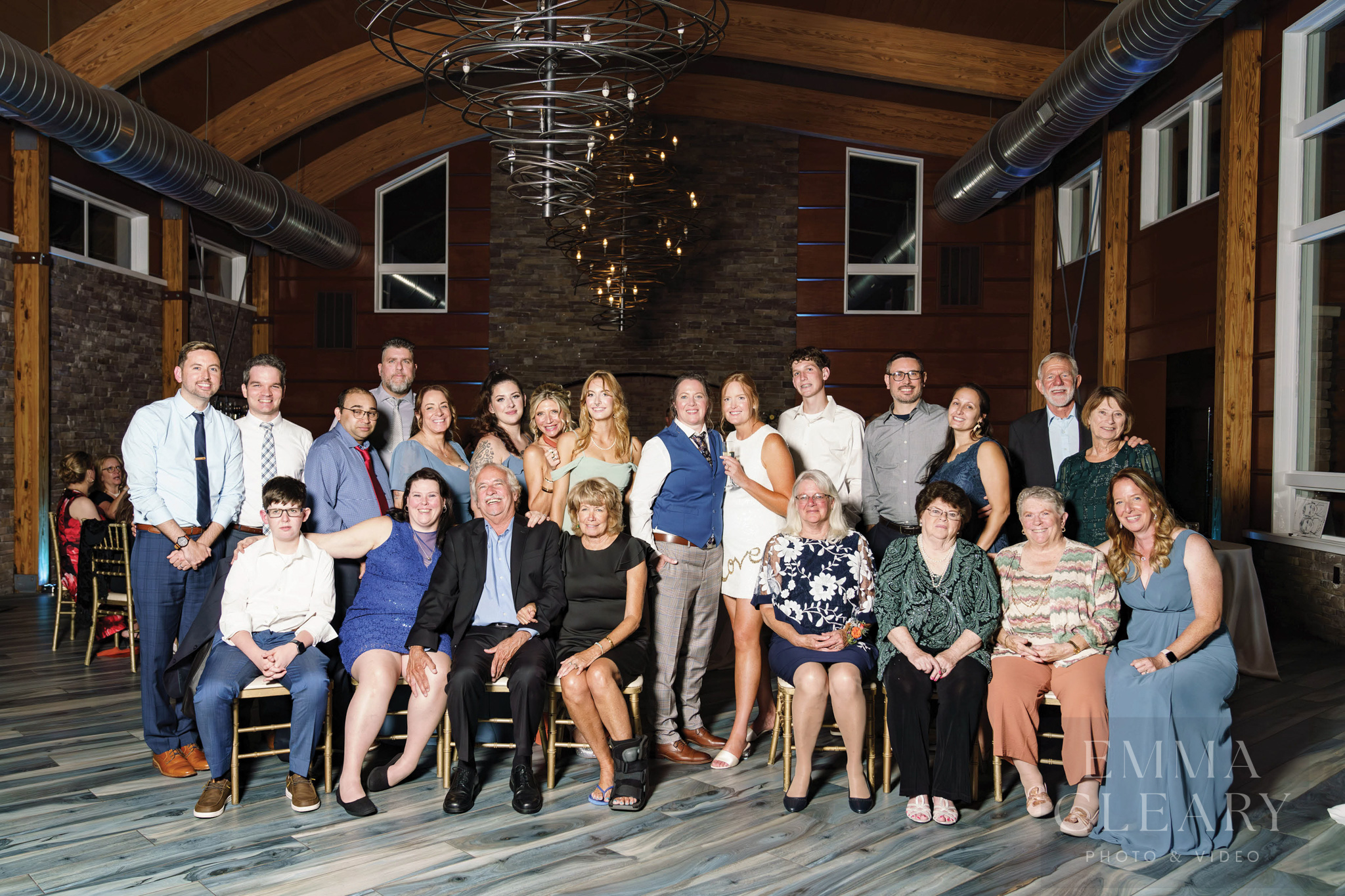 Stone House at Stirling Ridge Group wedding portrait