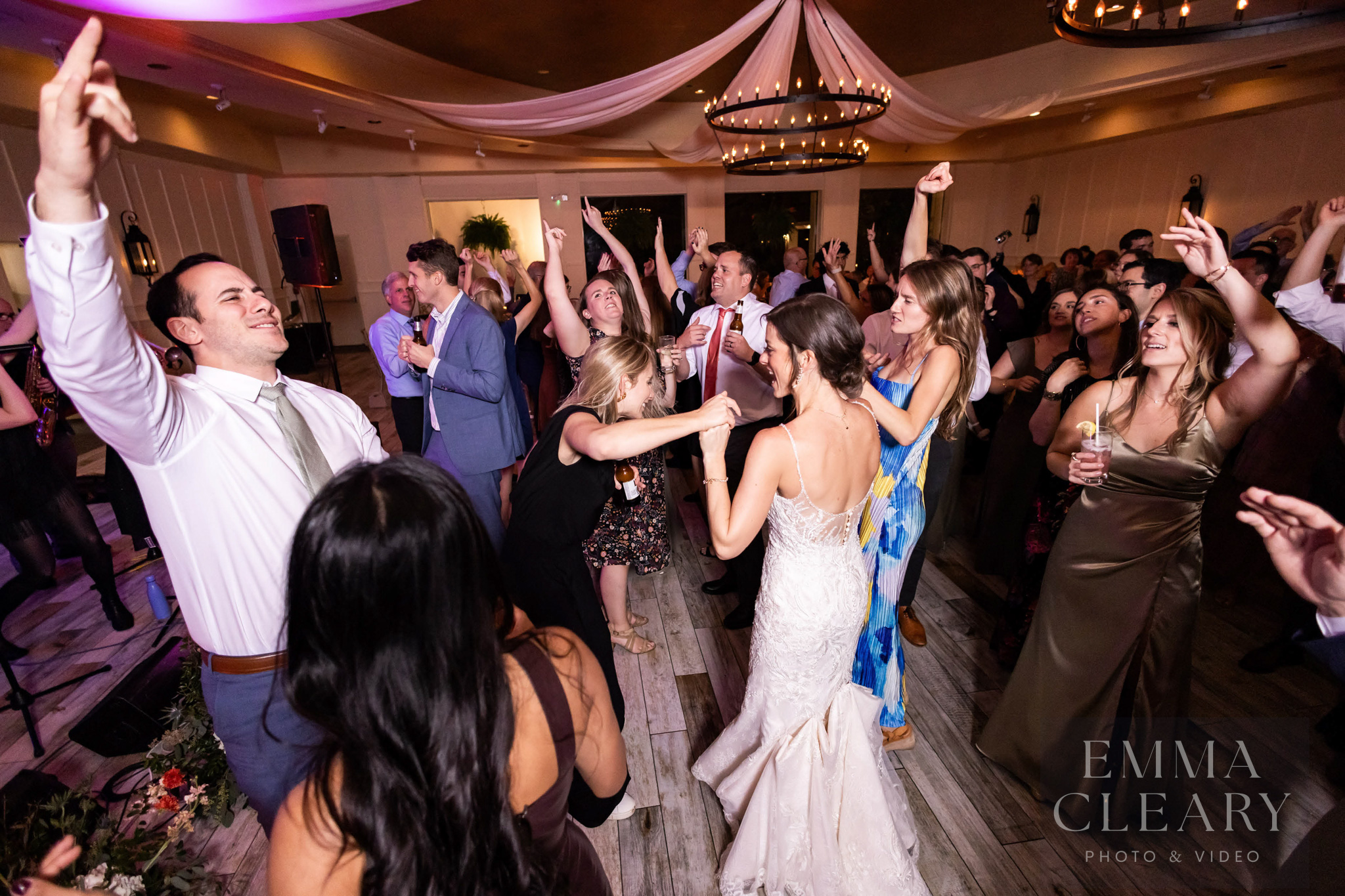 The Farmhouse Wedding