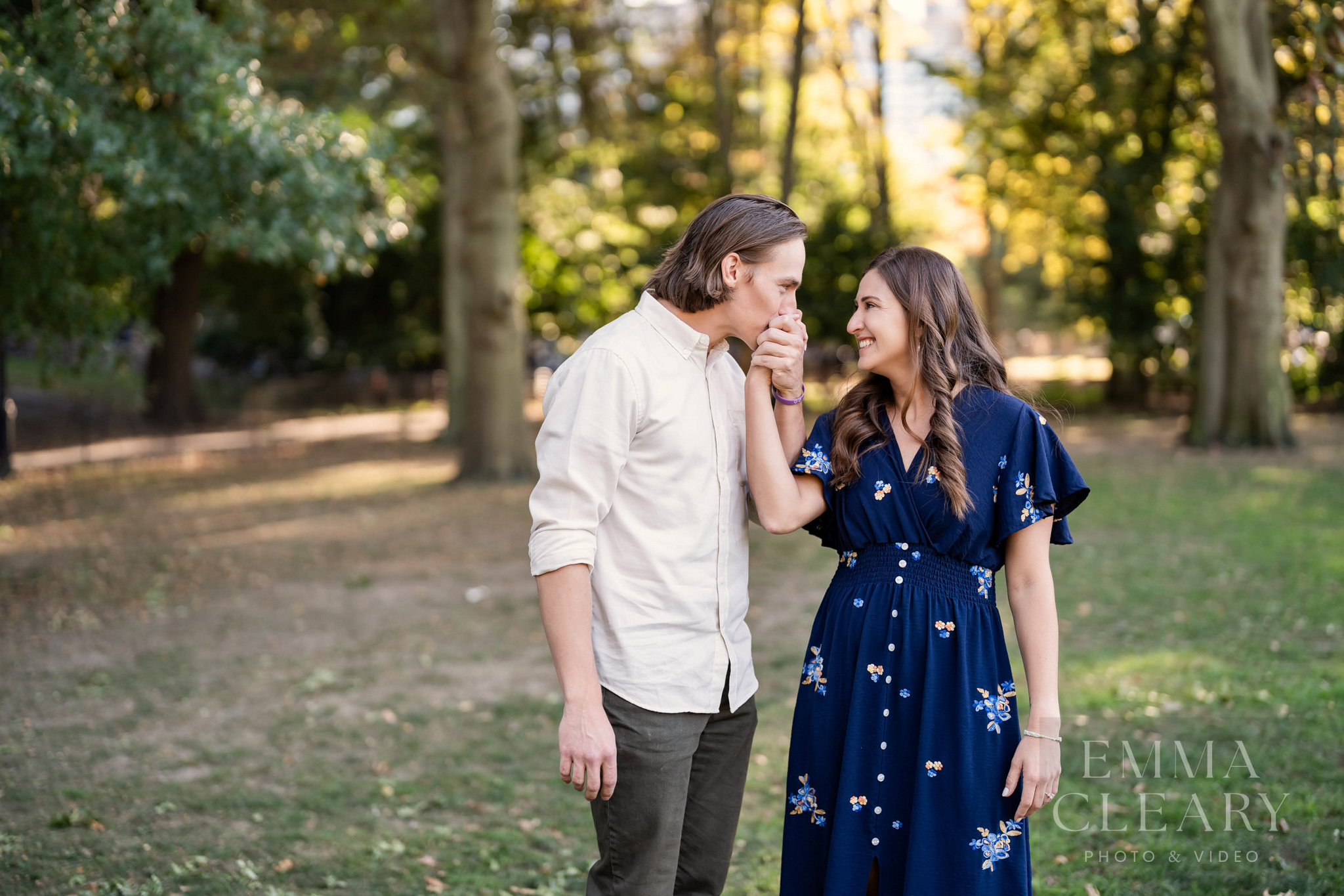 The couple's engagement kiss