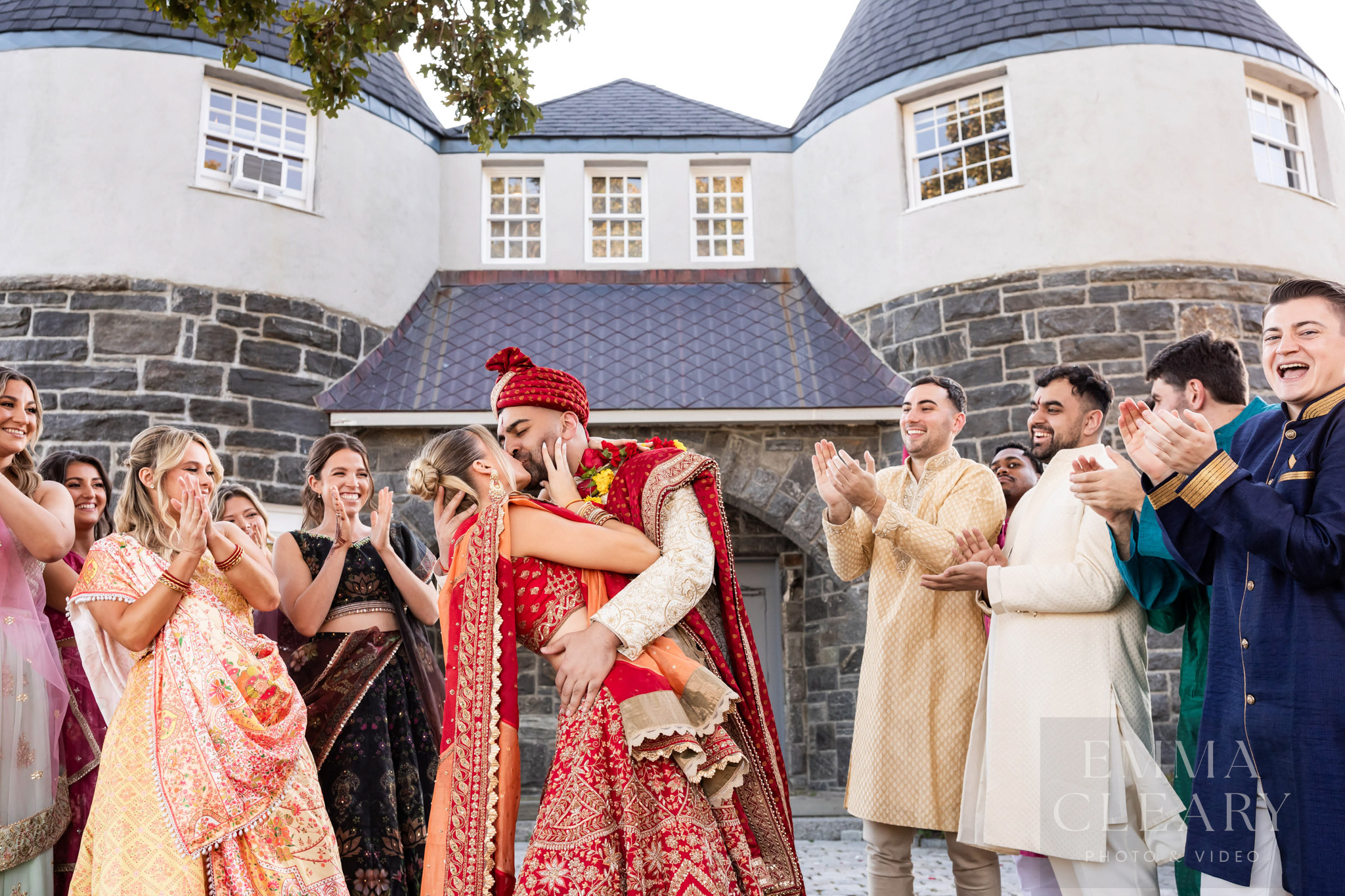 Wedding photo of a couple kissing