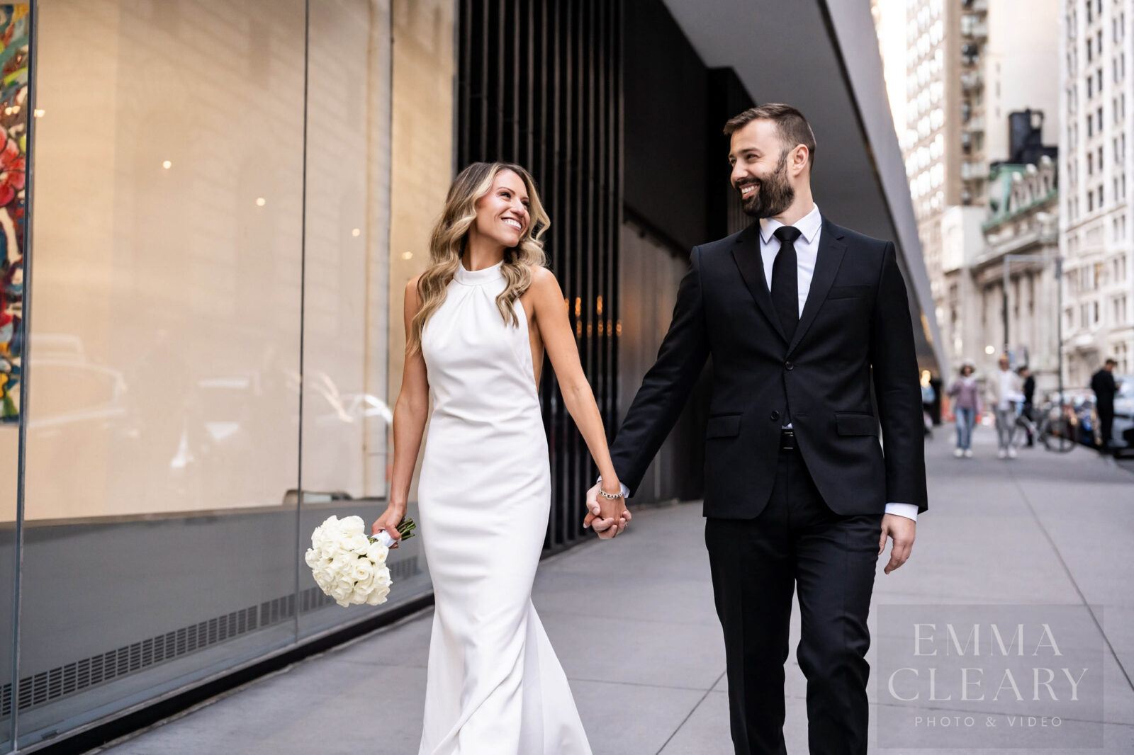 Feel Comfortable and Confident in your Wedding Photos