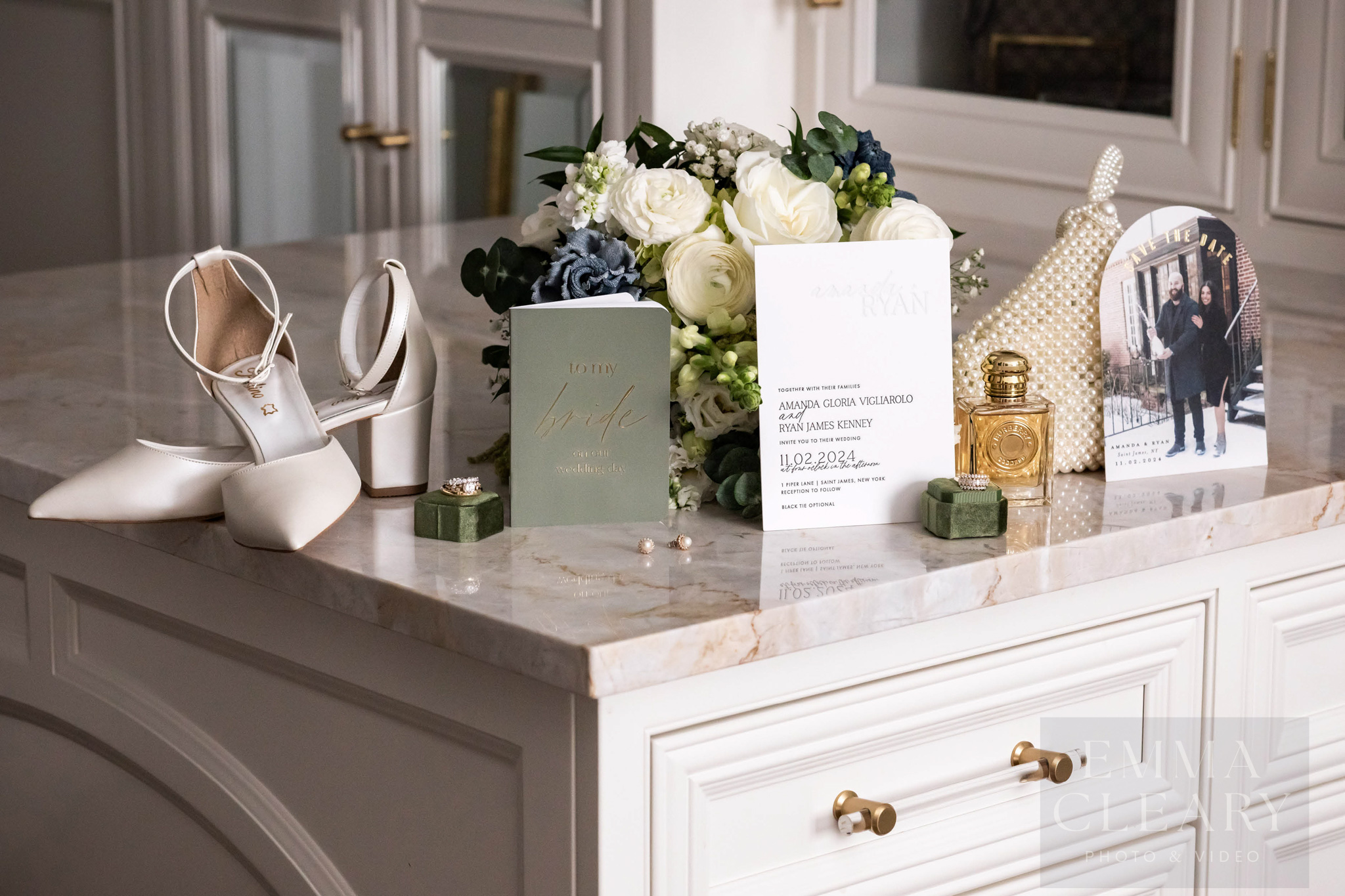 Wedding details photo