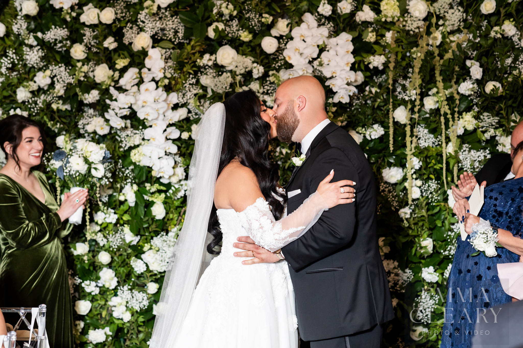 Private Home Wedding kiss