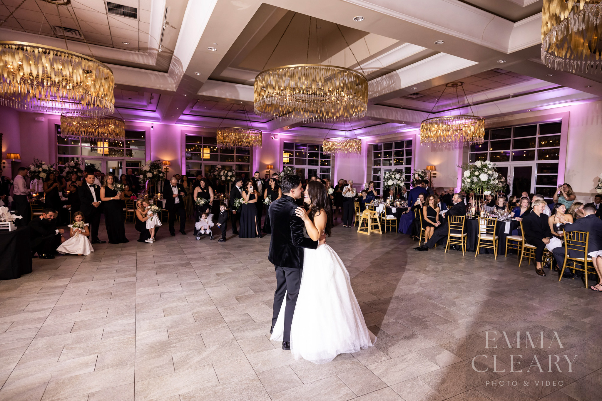 Stone House at Stirling Ridge Wedding dance