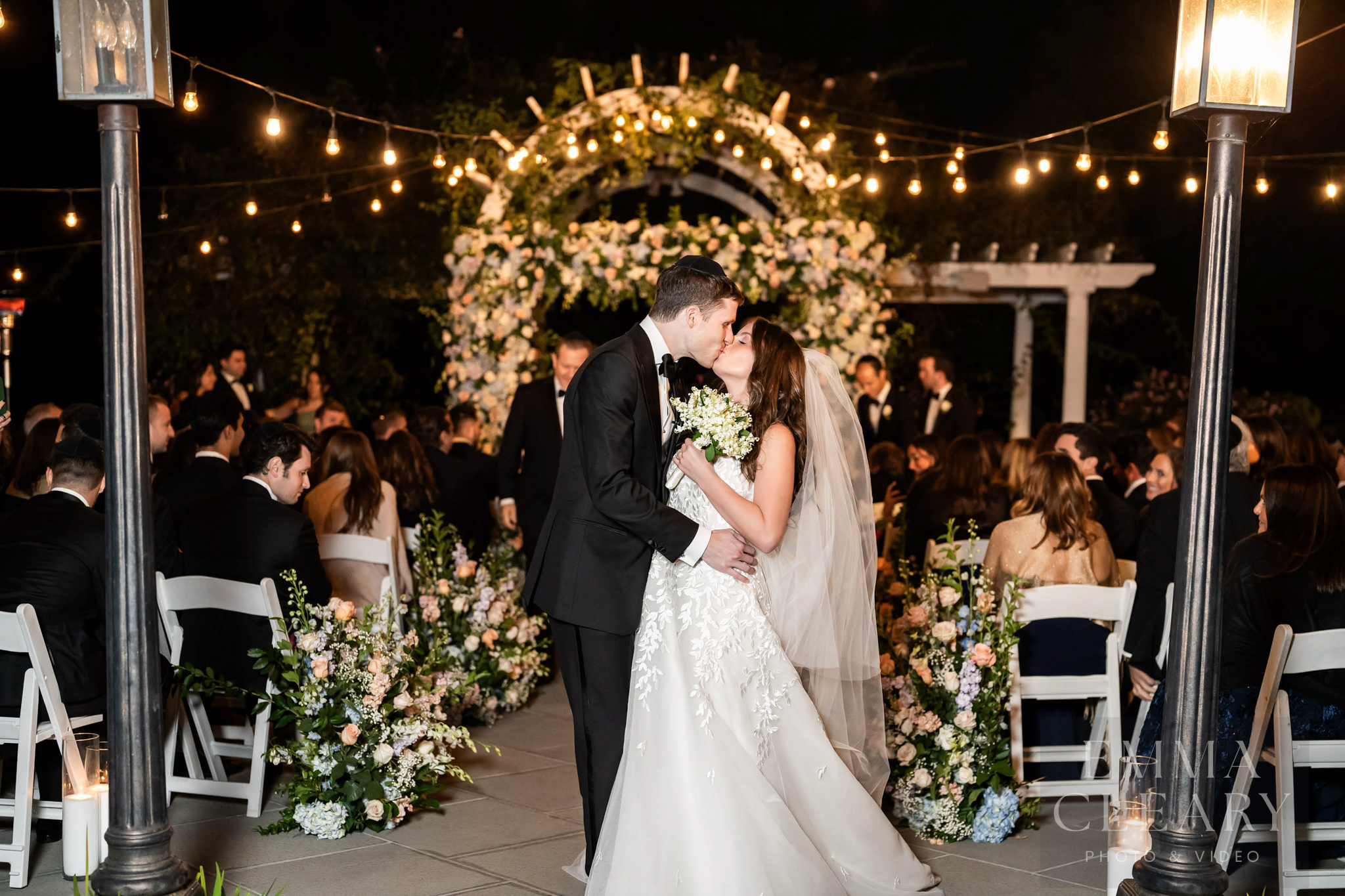 The Vineyards At Aquebogue Wedding kiss