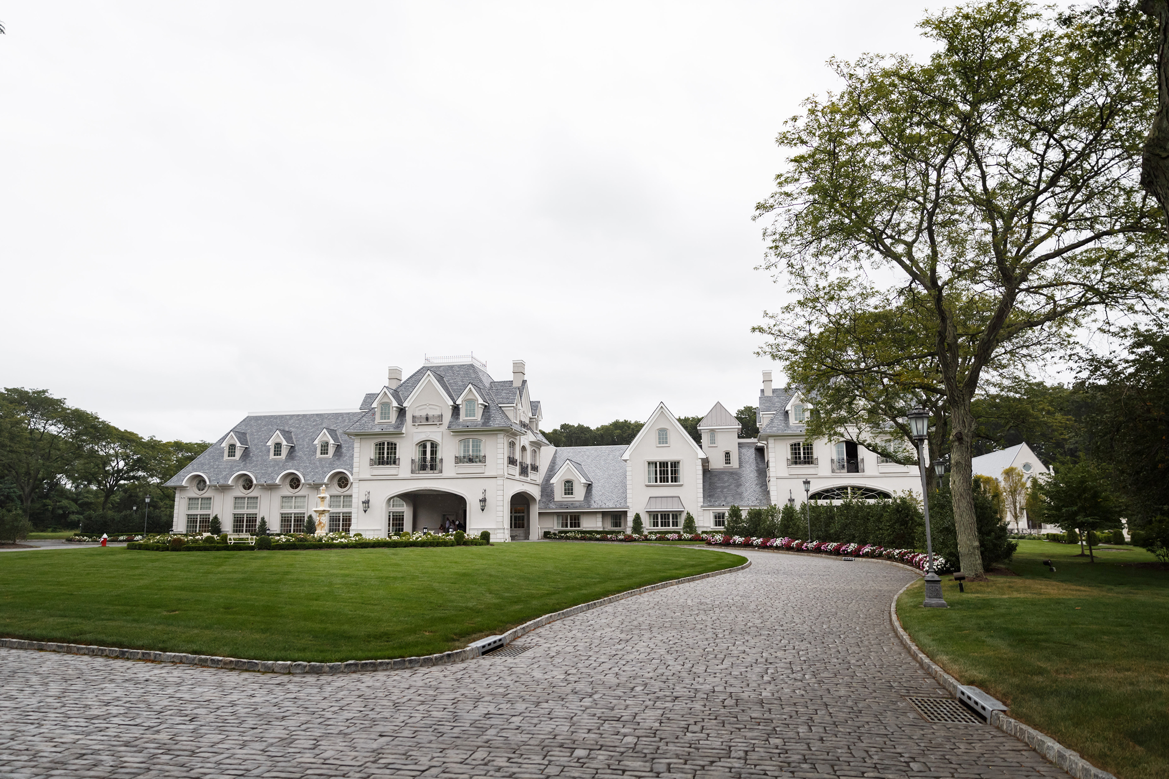 Park Chateau wedding